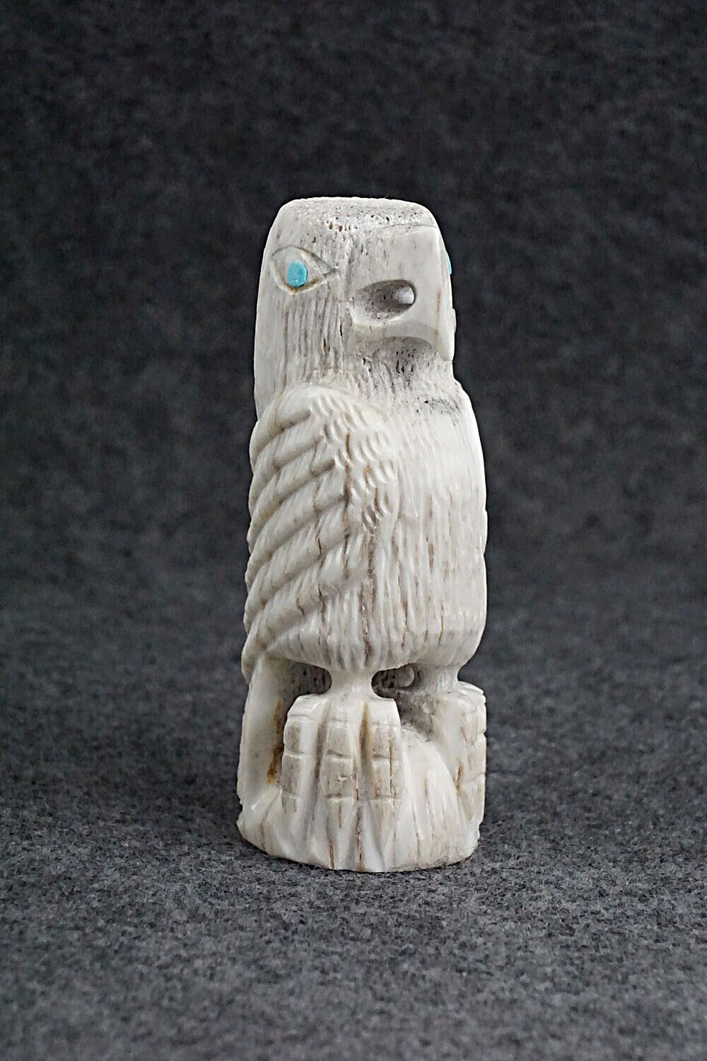 Eagle Zuni Fetish Carving - Garrick Weeka