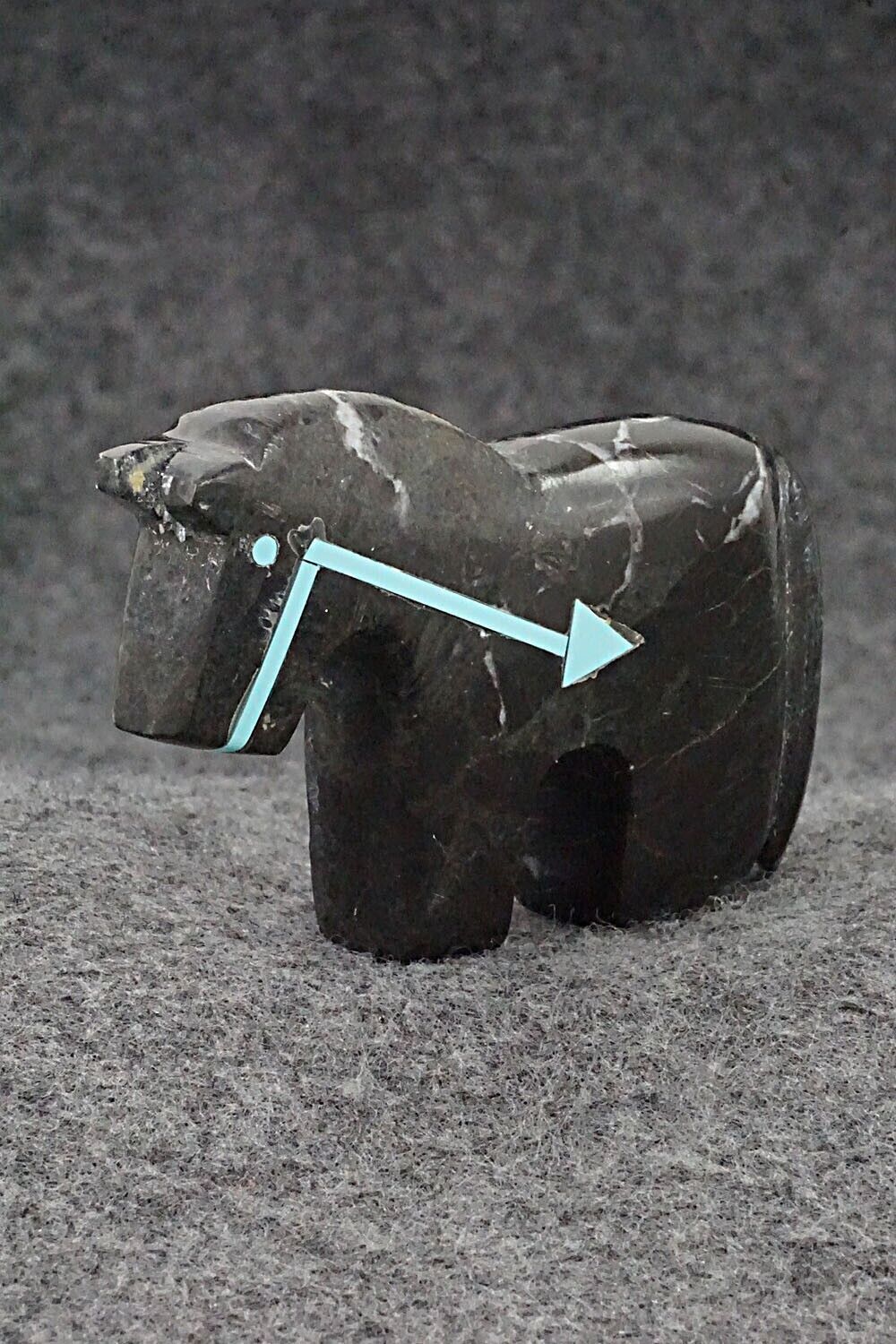 Horse Zuni Fetish Carving - Bernard Laiwakete