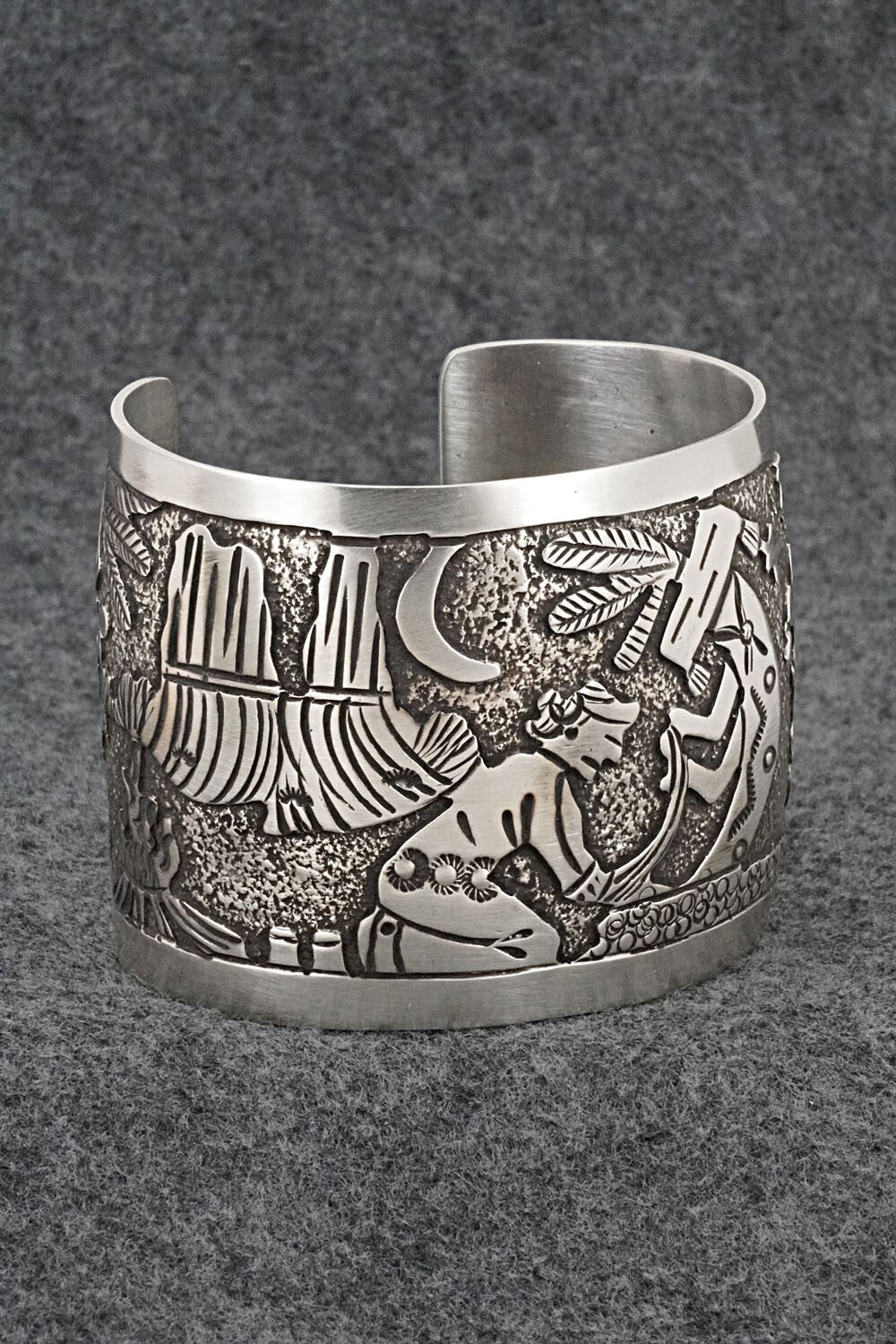 Sterling Silver Bracelet - Elaine Becenti