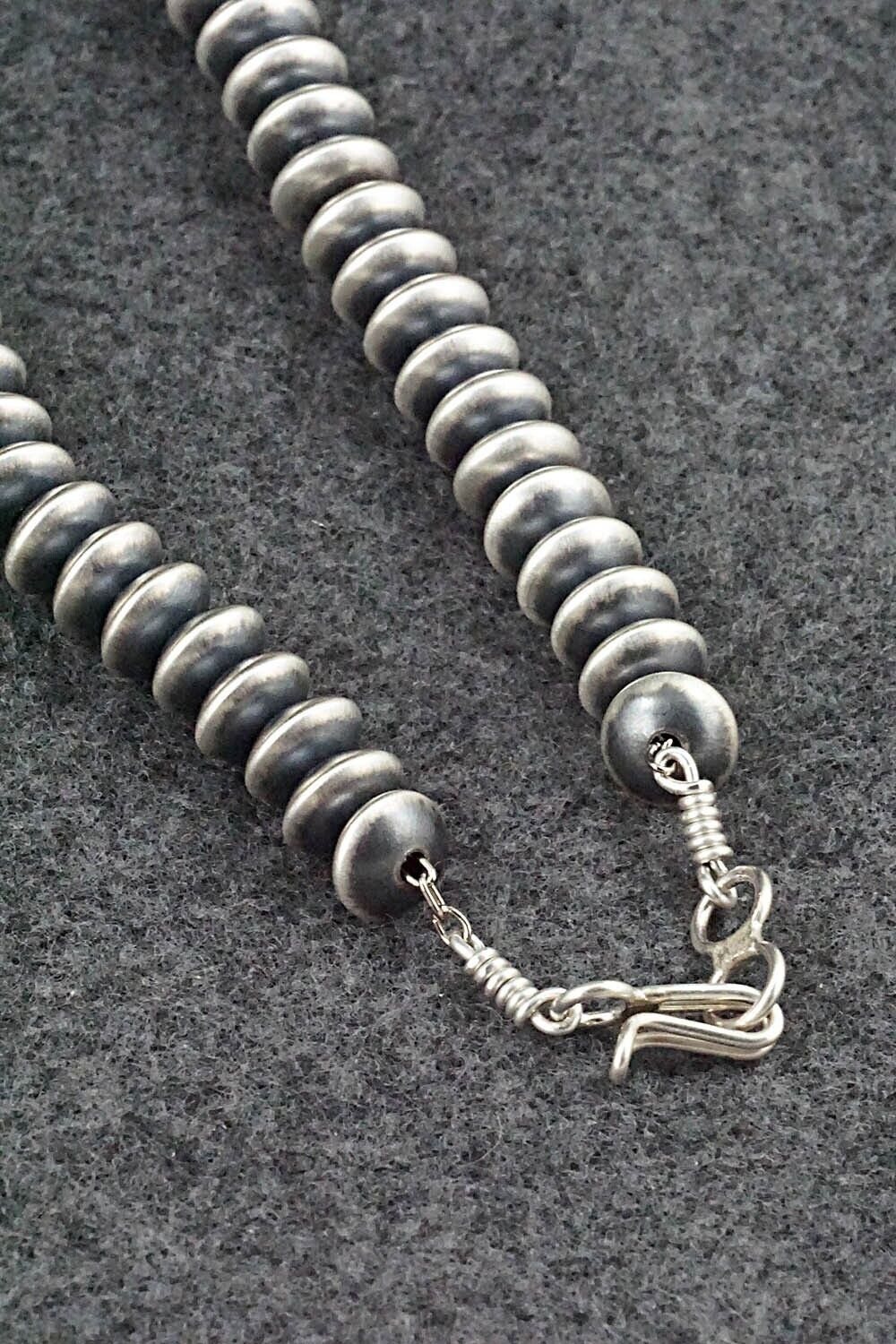 Sterling Silver Navajo Pearl Necklace 18" - Bryannen Halwood