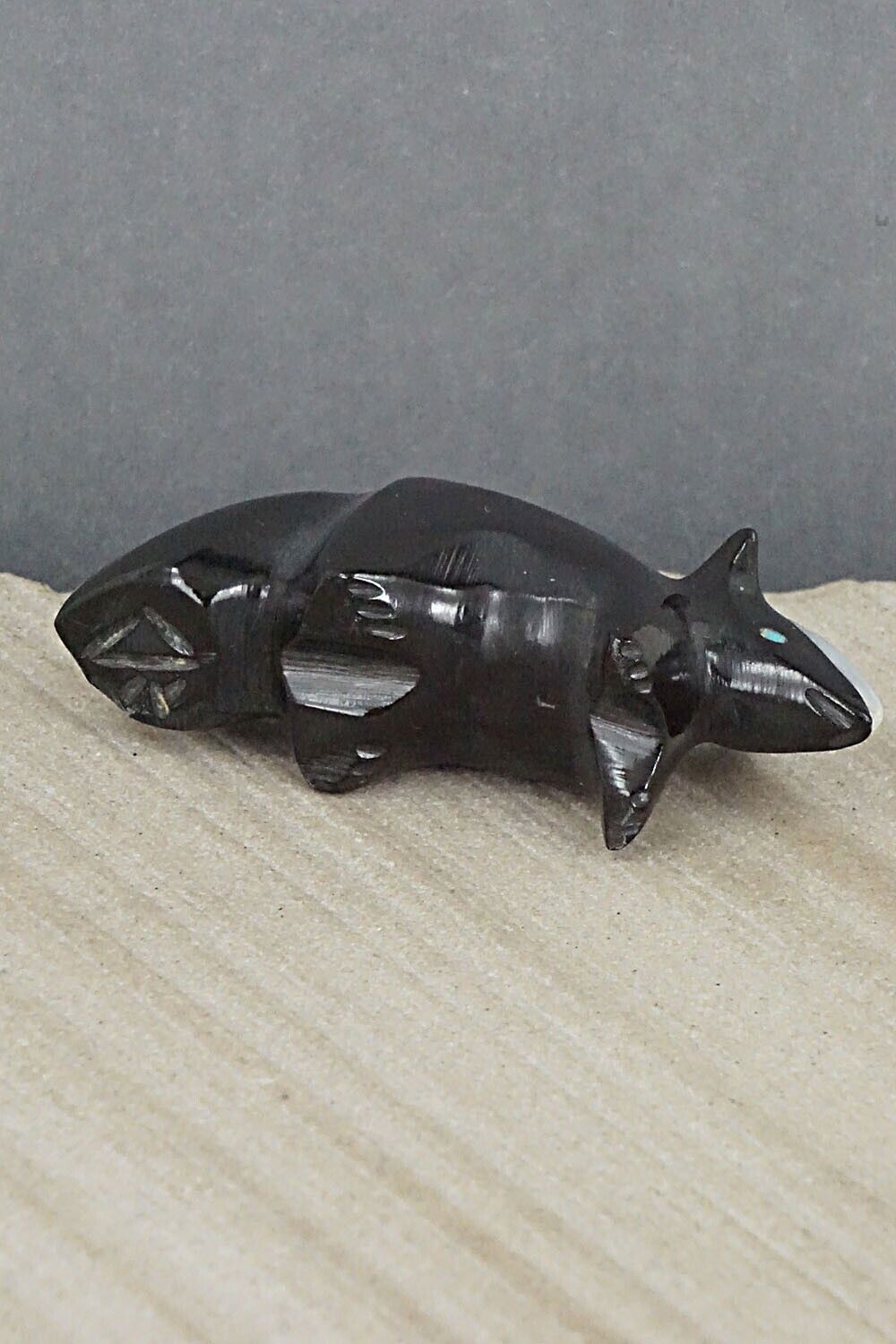 Skunk Zuni Fetish Carving - Calvert Bowannie