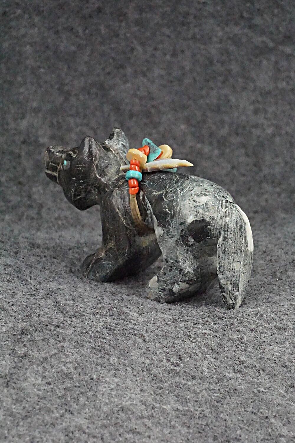 Wolf Zuni Fetish Carving - Douglas Martza