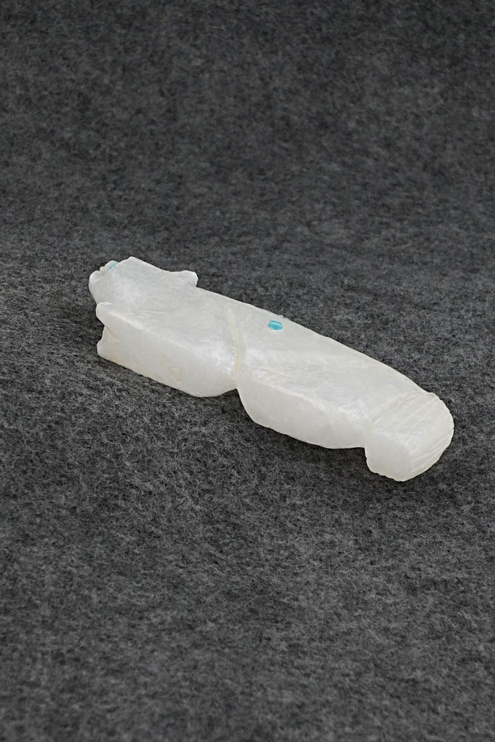 Wolf Zuni Fetish Carving - Dannette Laate
