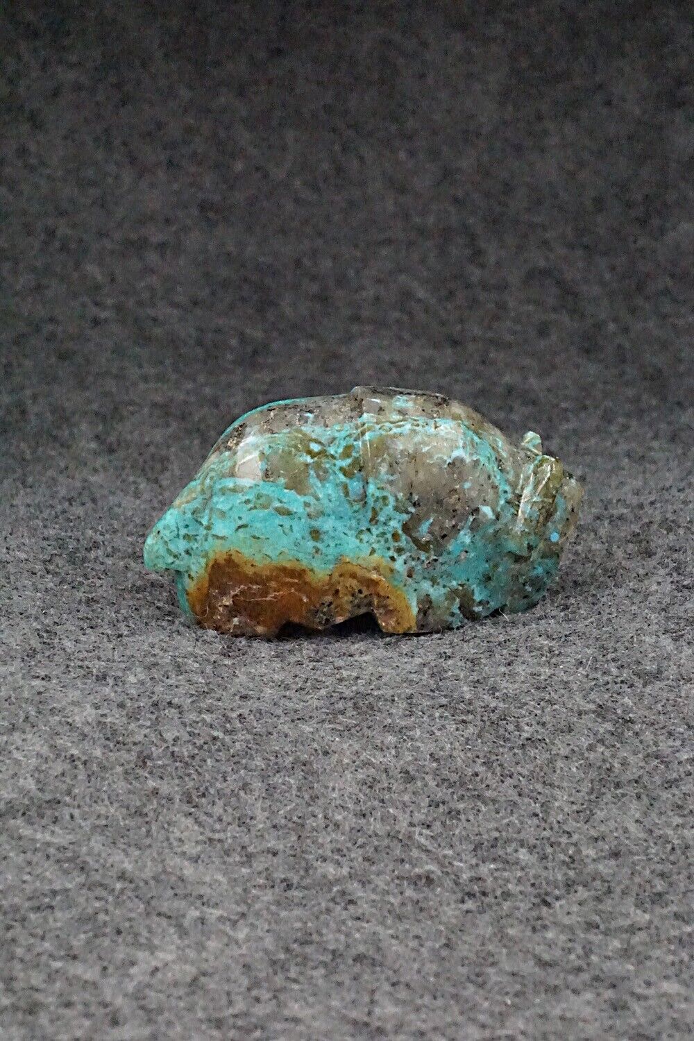Buffalo Zuni Fetish Carving - Abby Quam Panteah