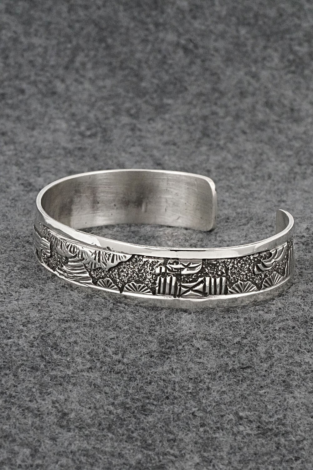 Sterling Silver Bracelet - Elaine Becenti