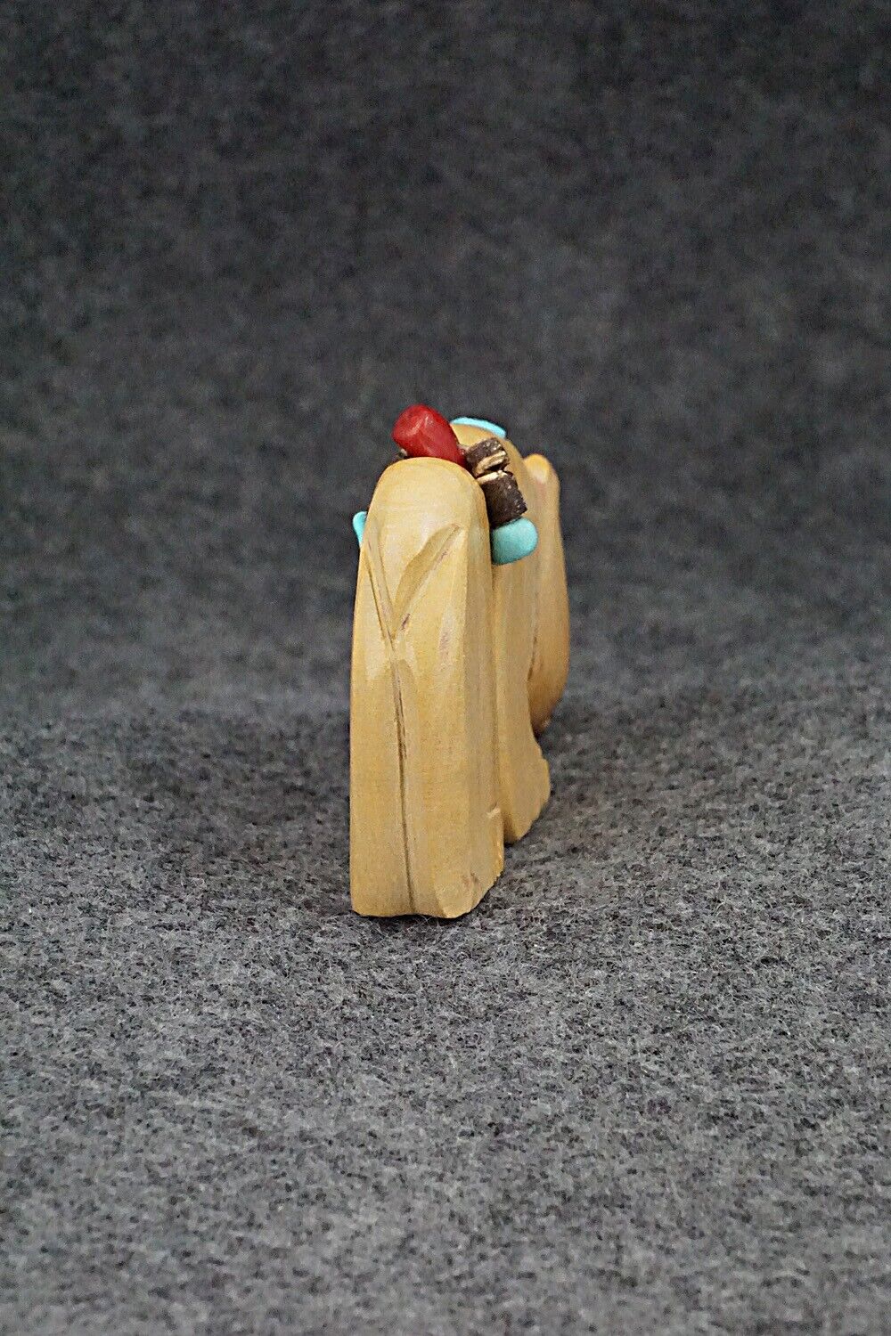 Bear Zuni Fetish Carving - Danette Laate