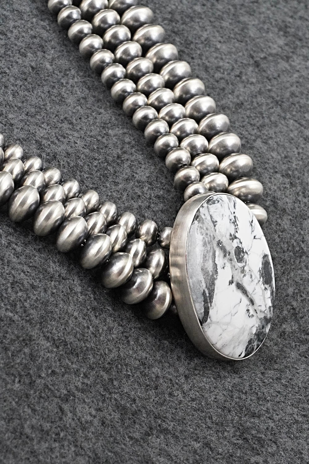 White Buffalo & Sterling Silver Navajo Pearl Necklace - Gruber & Halwood