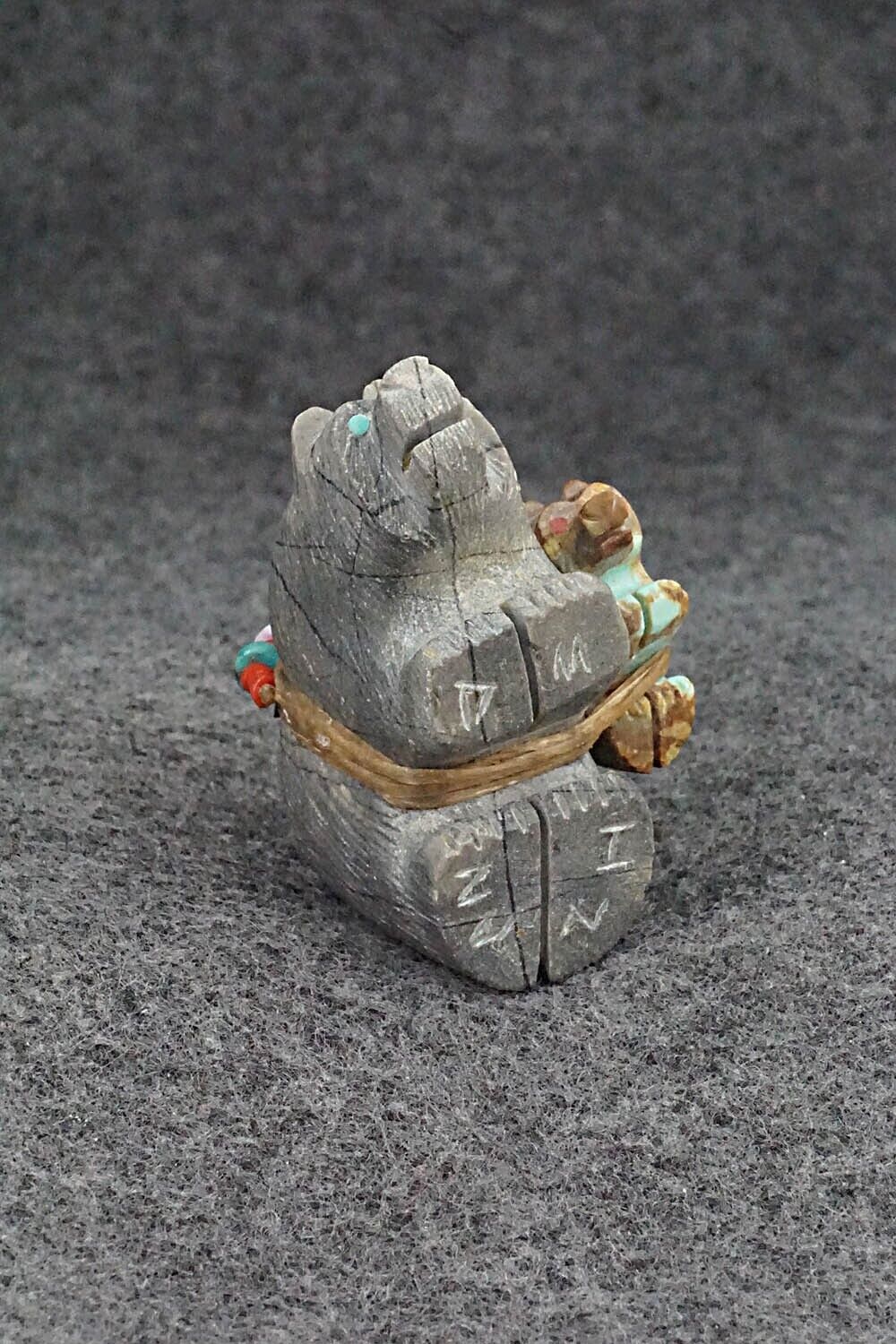 Bear and Cub Zuni Fetish Carving - Douglas Martza