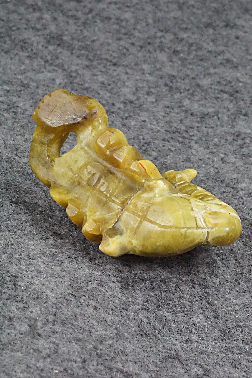 Scorpion Zuni Fetish Carving - Cody Cheama