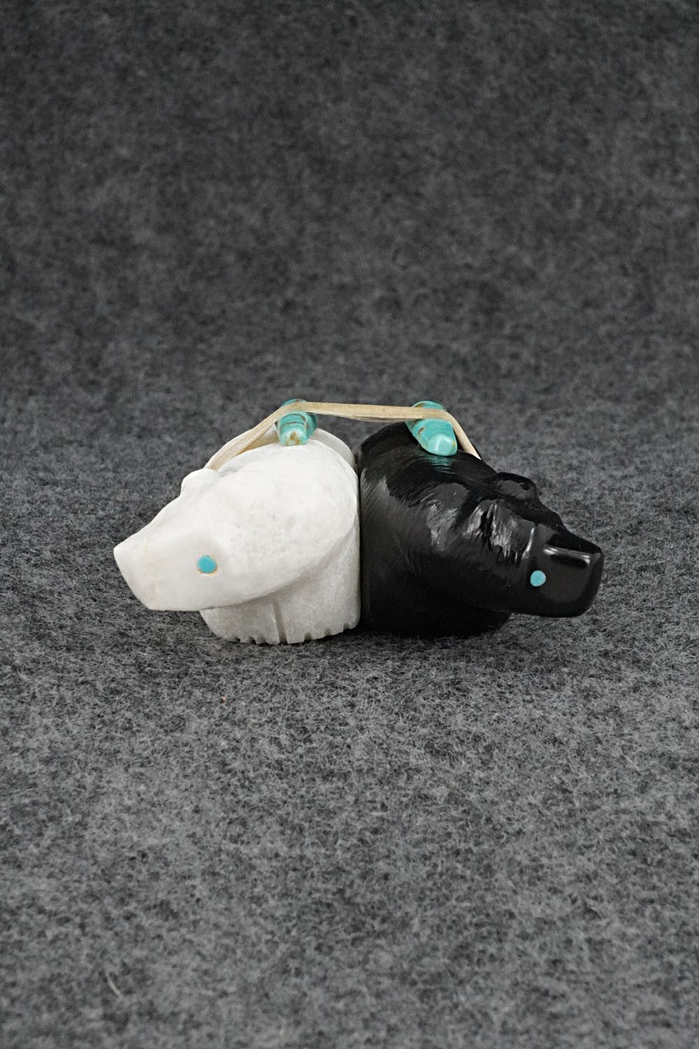 Bear Zuni Fetish Carving - Herbert Halate