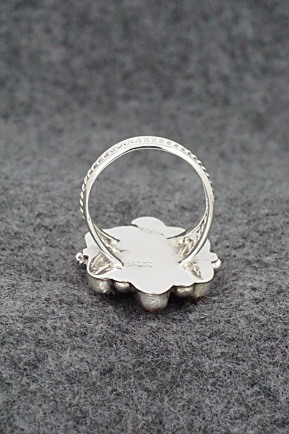Spiny Oyster & Sterling Silver Ring - Roberta Begay - Size 8