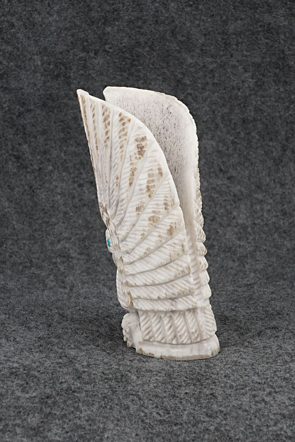 Eagle Zuni Fetish Carving - Garrick Weeka