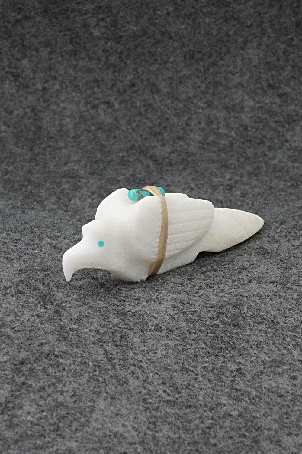 Eagle Zuni Fetish Carving - Herb Halate