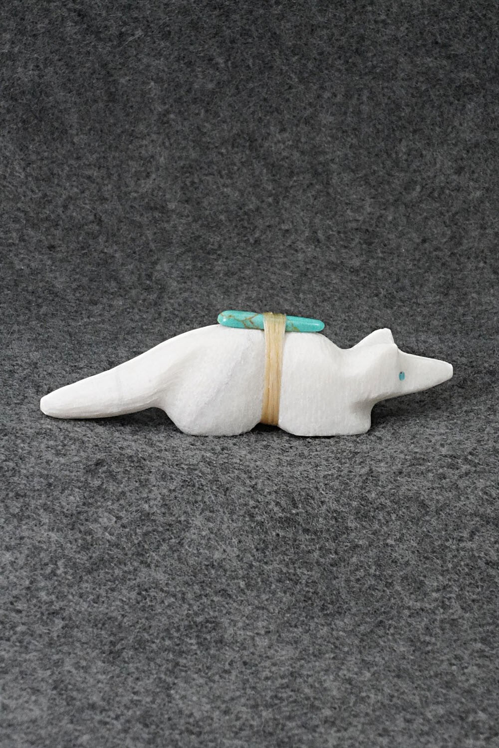 Wolf Zuni Fetish Carving - Herbert Halate