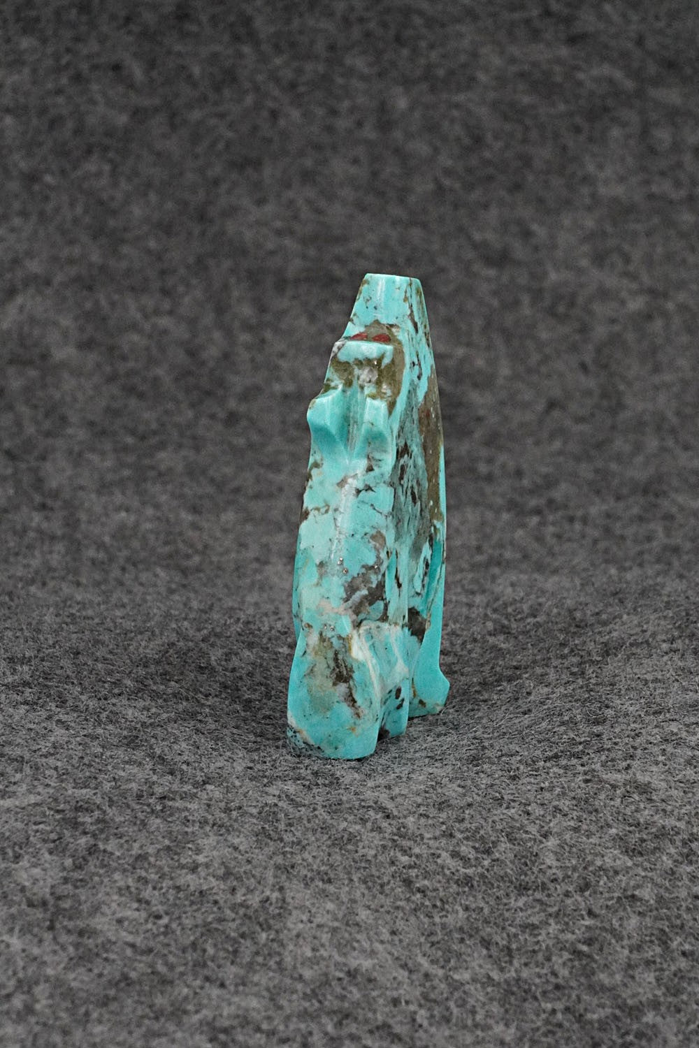 Wolf Zuni Fetish Carving - Bernard Laiwakete