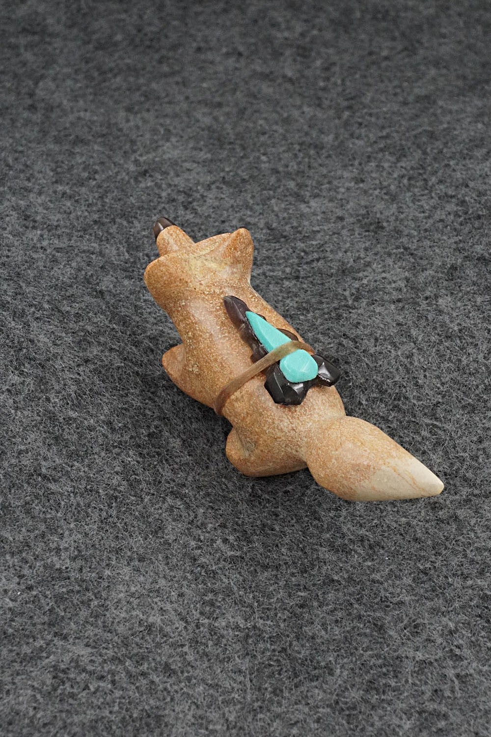Fox Zuni Fetish Carving - Enrike Leekya