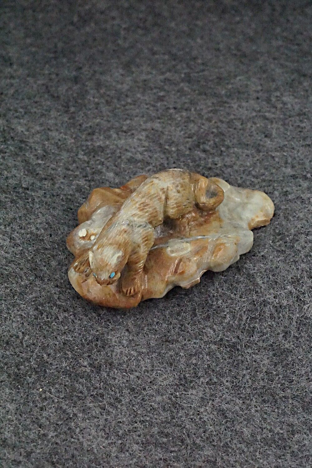 Mountain Lion Zuni Fetish Carving - Lance Cheama
