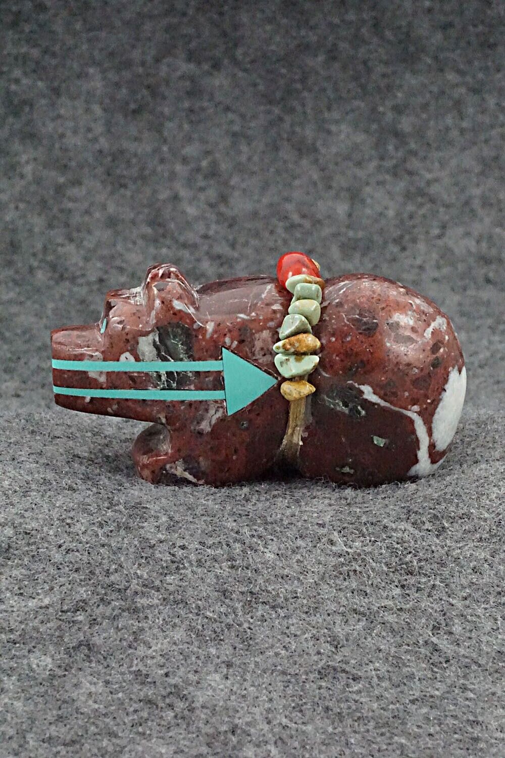 Bear Zuni Fetish Carving - Bernard Laiwakete