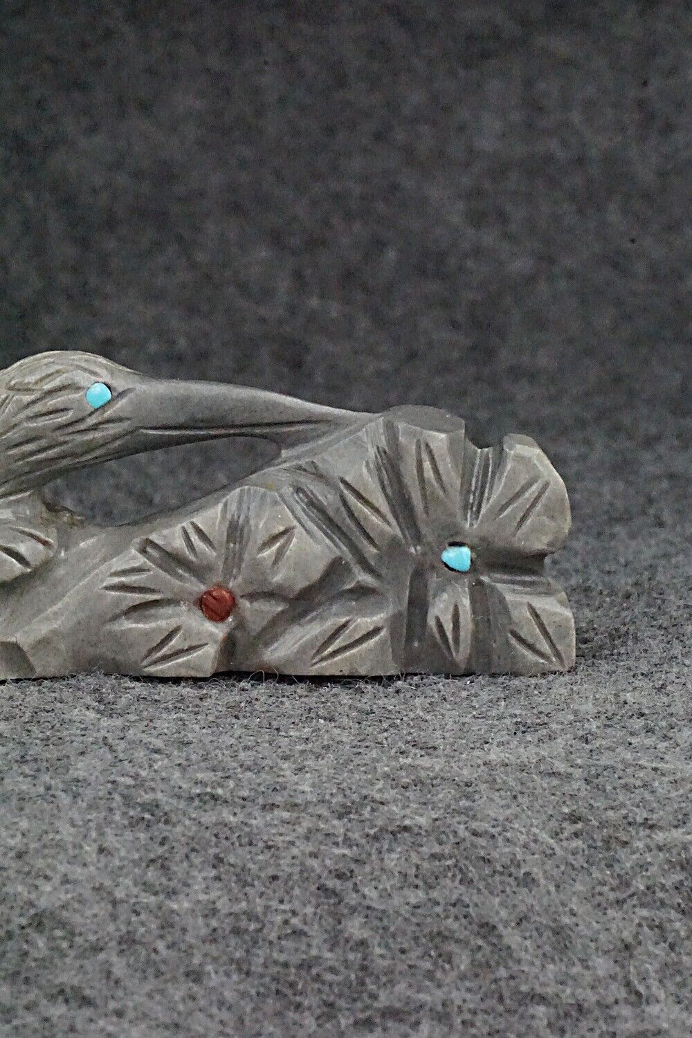 Hummingbird Zuni Fetish Carving - Cody Cheama