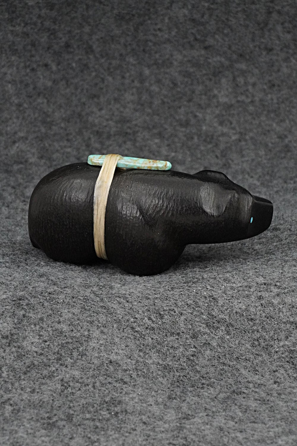 Bear Zuni Fetish Carving - Herbert Halate