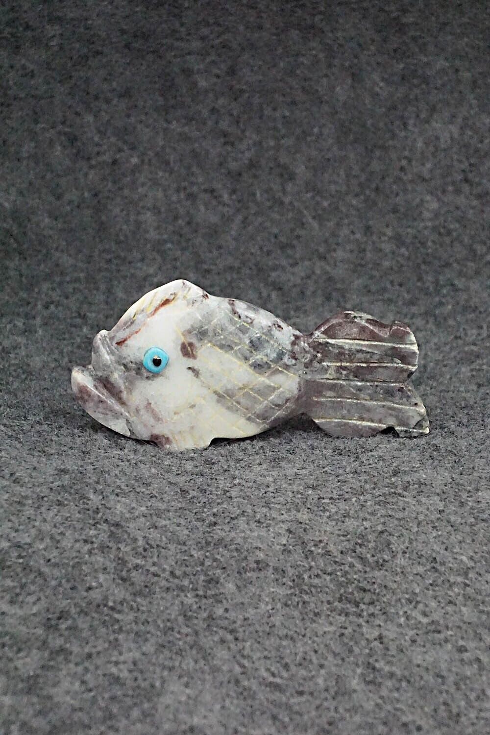 Fish Zuni Fetish Carving - Danette Laate