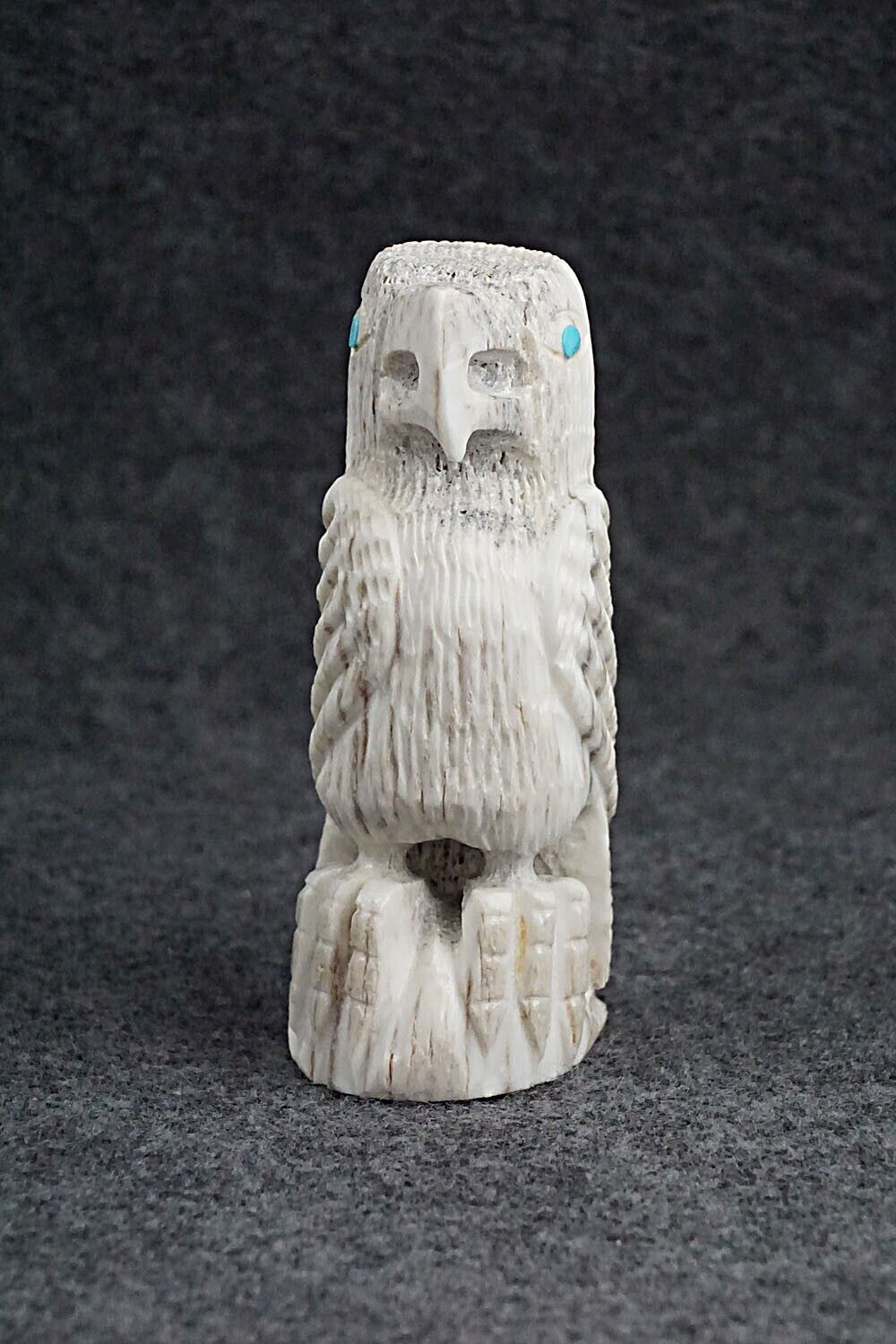 Eagle Zuni Fetish Carving - Garrick Weeka