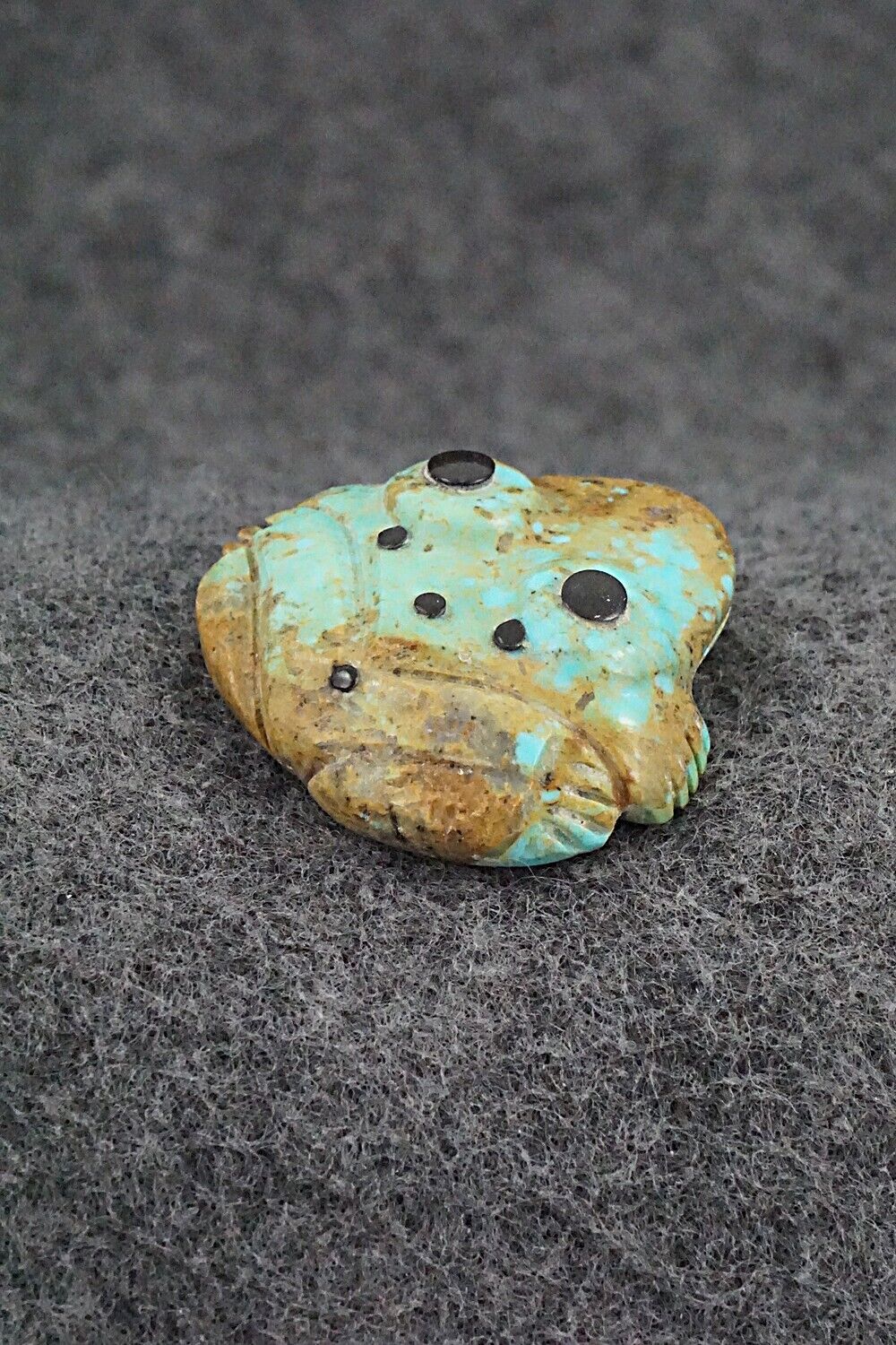 Frog Zuni Fetish Carving - Reynold Lunasee