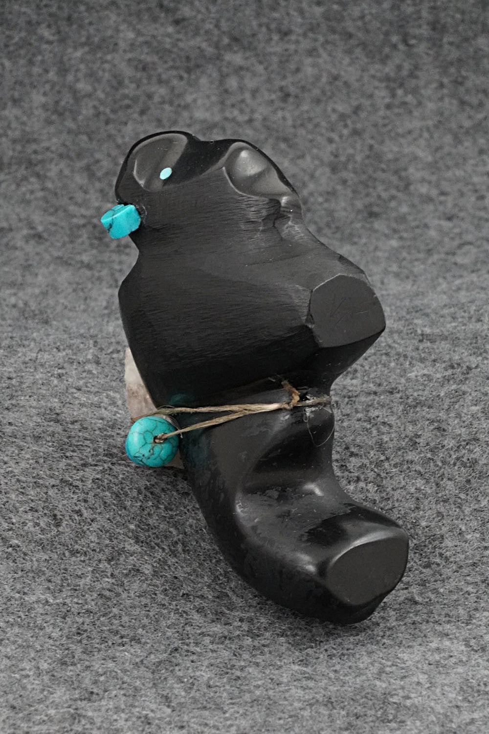 Buffalo Zuni Fetish Carving - Braden Peynetsa