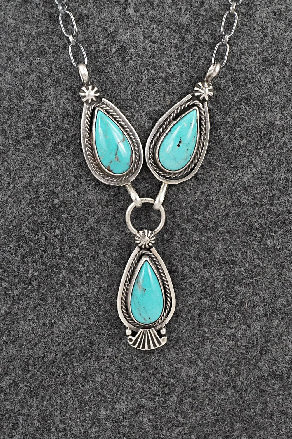 Turquoise & Sterling Silver Necklace - Verley Betone