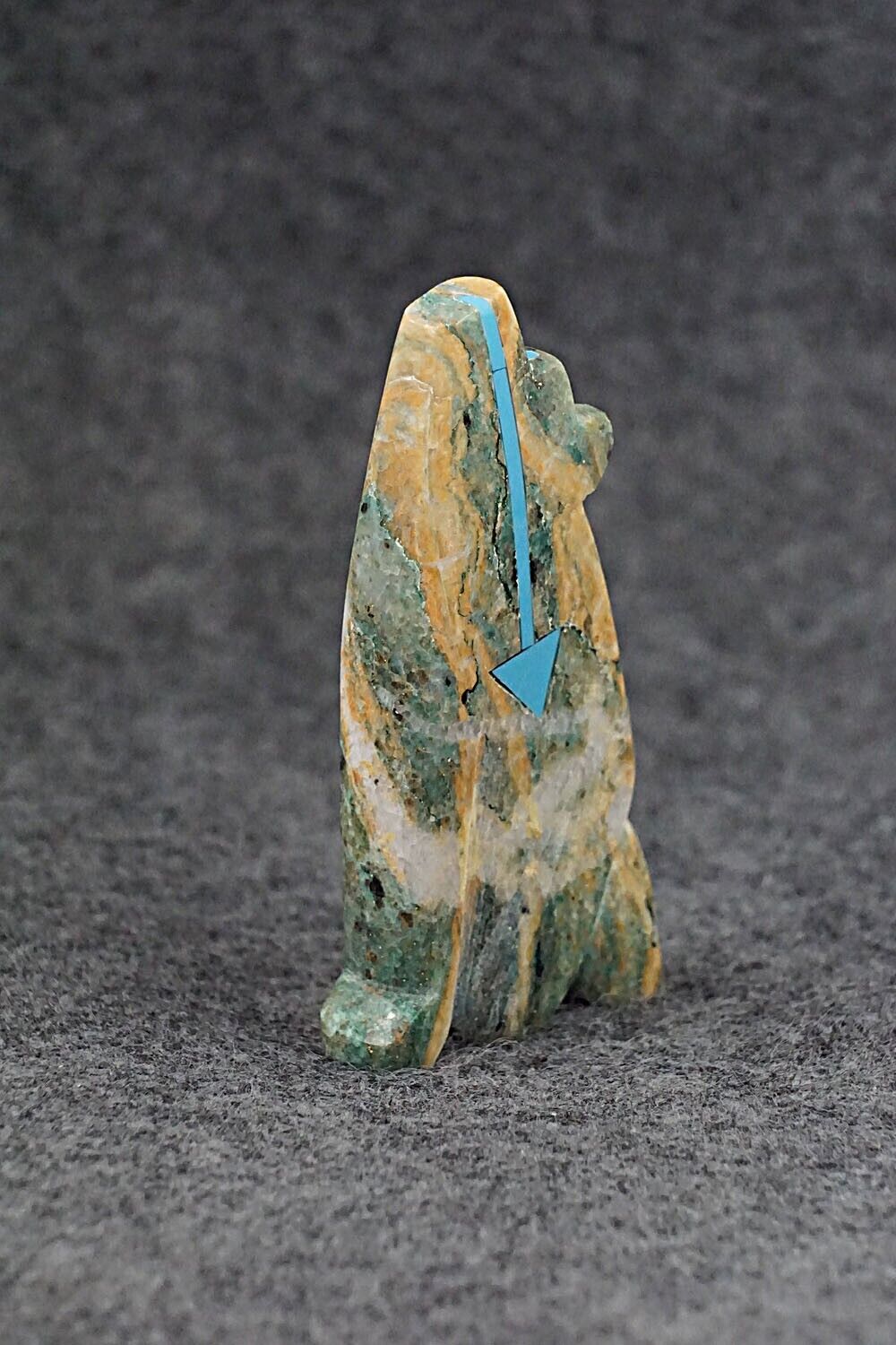Wolf Zuni Fetish Carving - Bernard Laiwakete