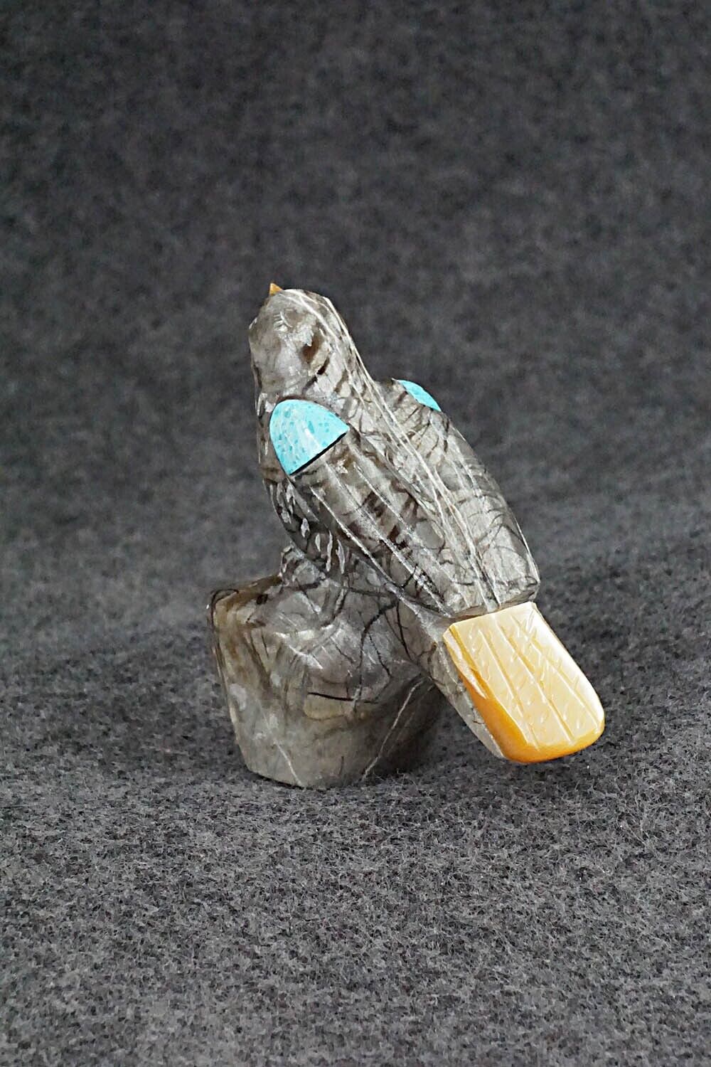 Eagle Zuni Fetish Carving - Freddie Leekya
