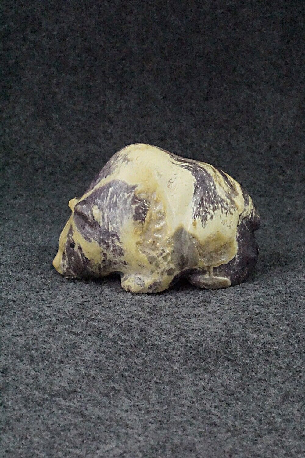 Bear Zuni Fetish Carving - Roy Davis