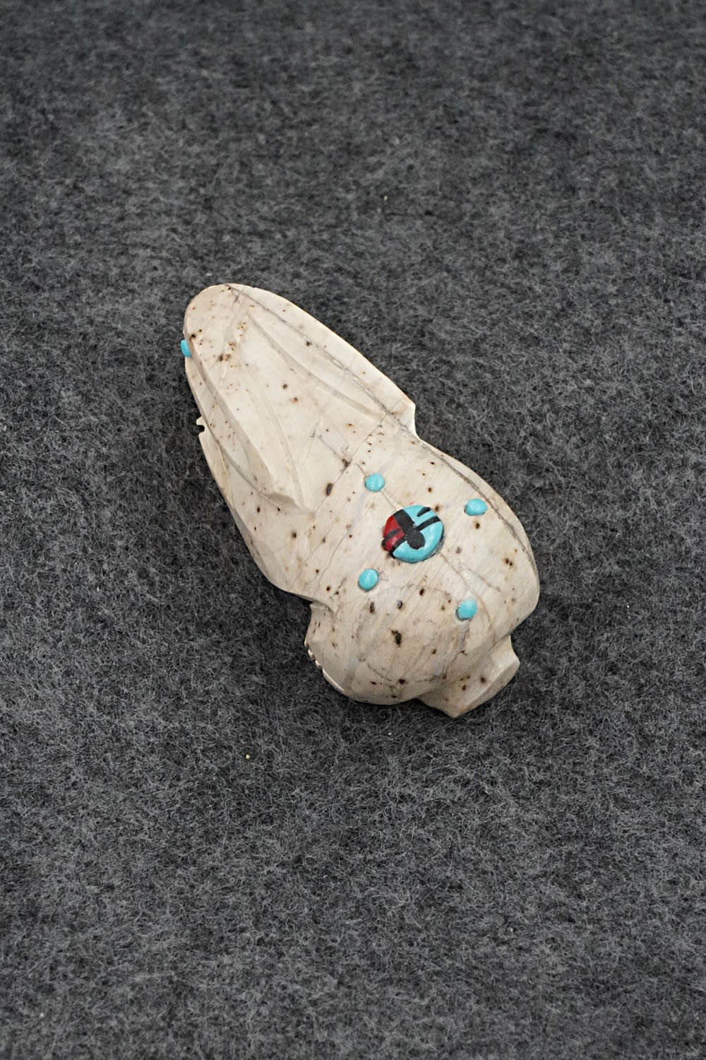 Rabbit Zuni Fetish Carving - Dannette Laate