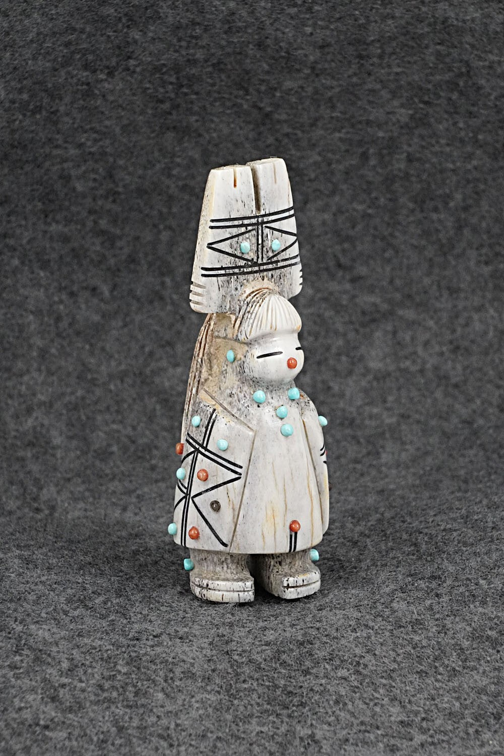 Corn Maiden Zuni Fetish Carving - Claudia Peina