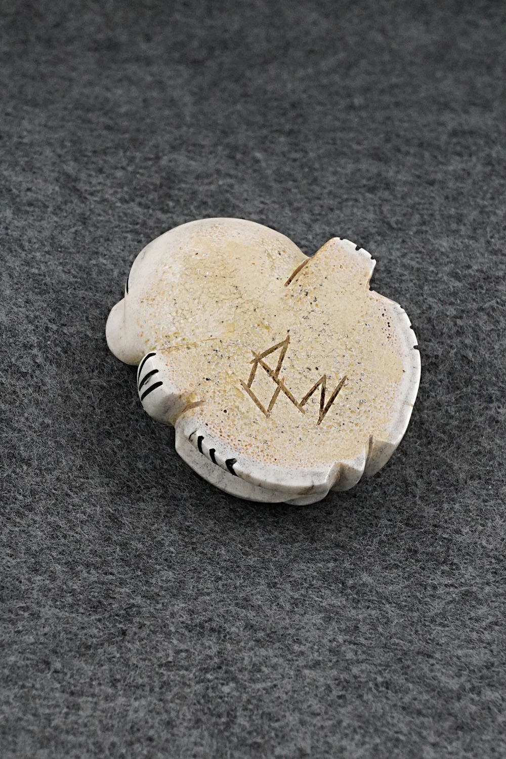 Frog Zuni Fetish Carving - Claudia Peina