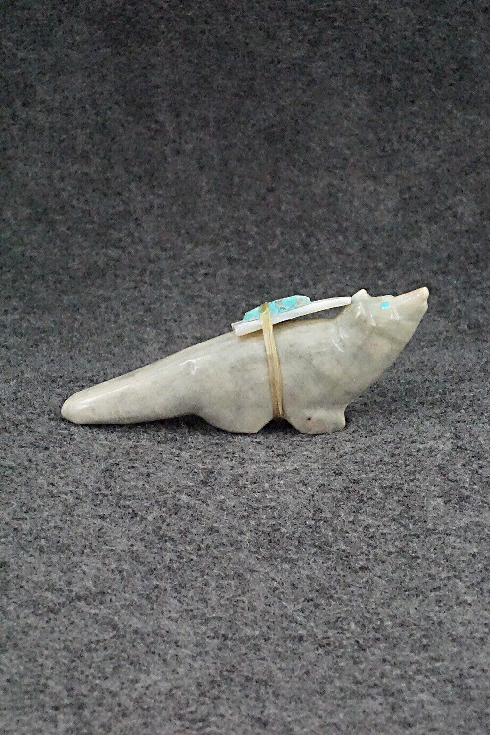 Wolf Zuni Fetish Carving - Delvin Leekya