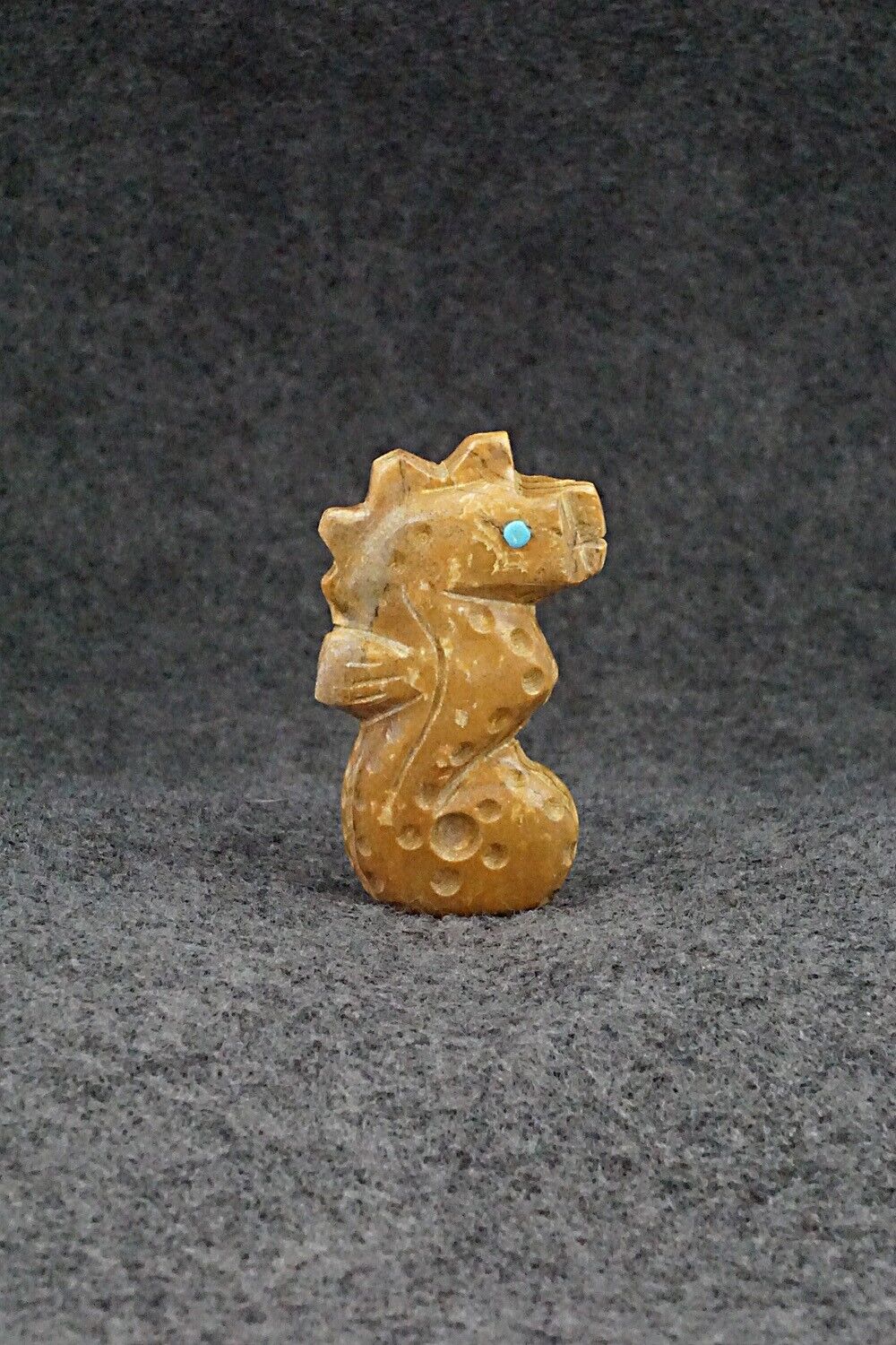 Seahorse Zuni Fetish Carving - Cody Chavez