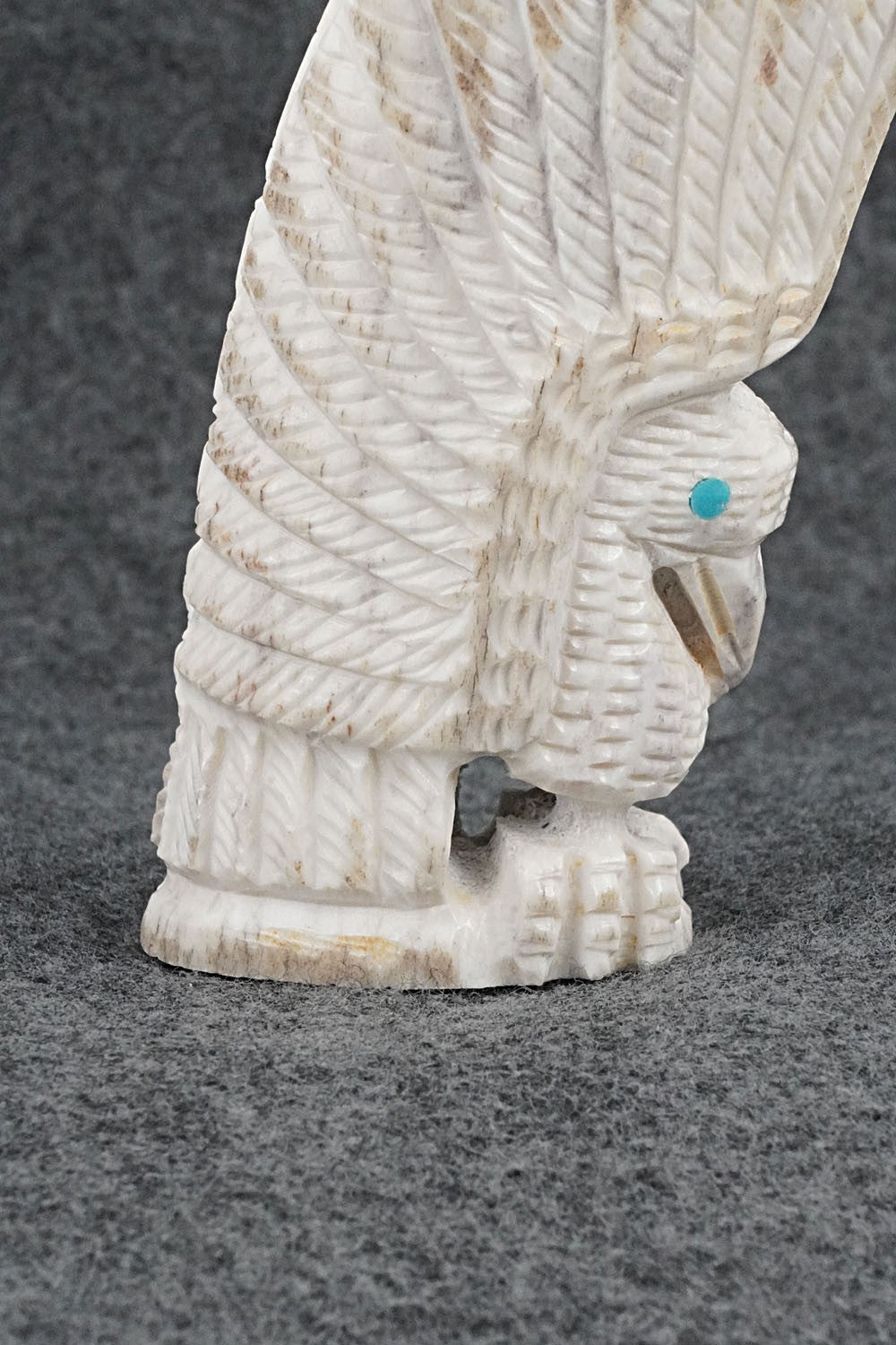 Eagle Zuni Fetish Carving - Garrick Weeka