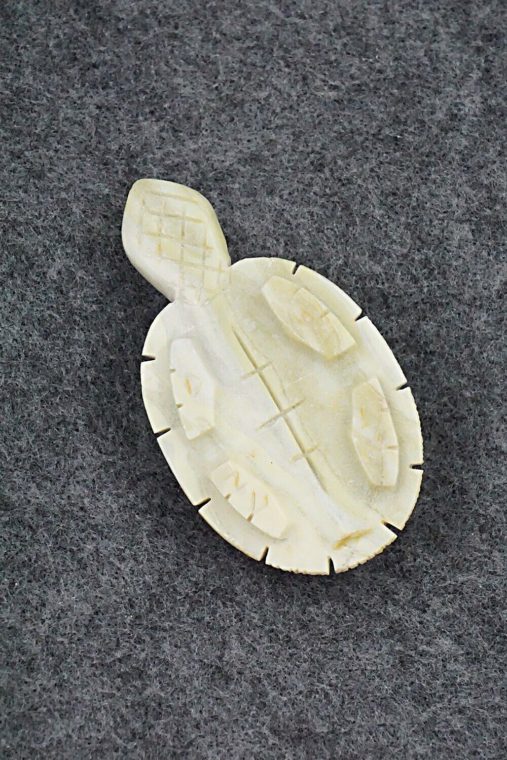 Turtle Zuni Fetish Carving - Douglas Martza