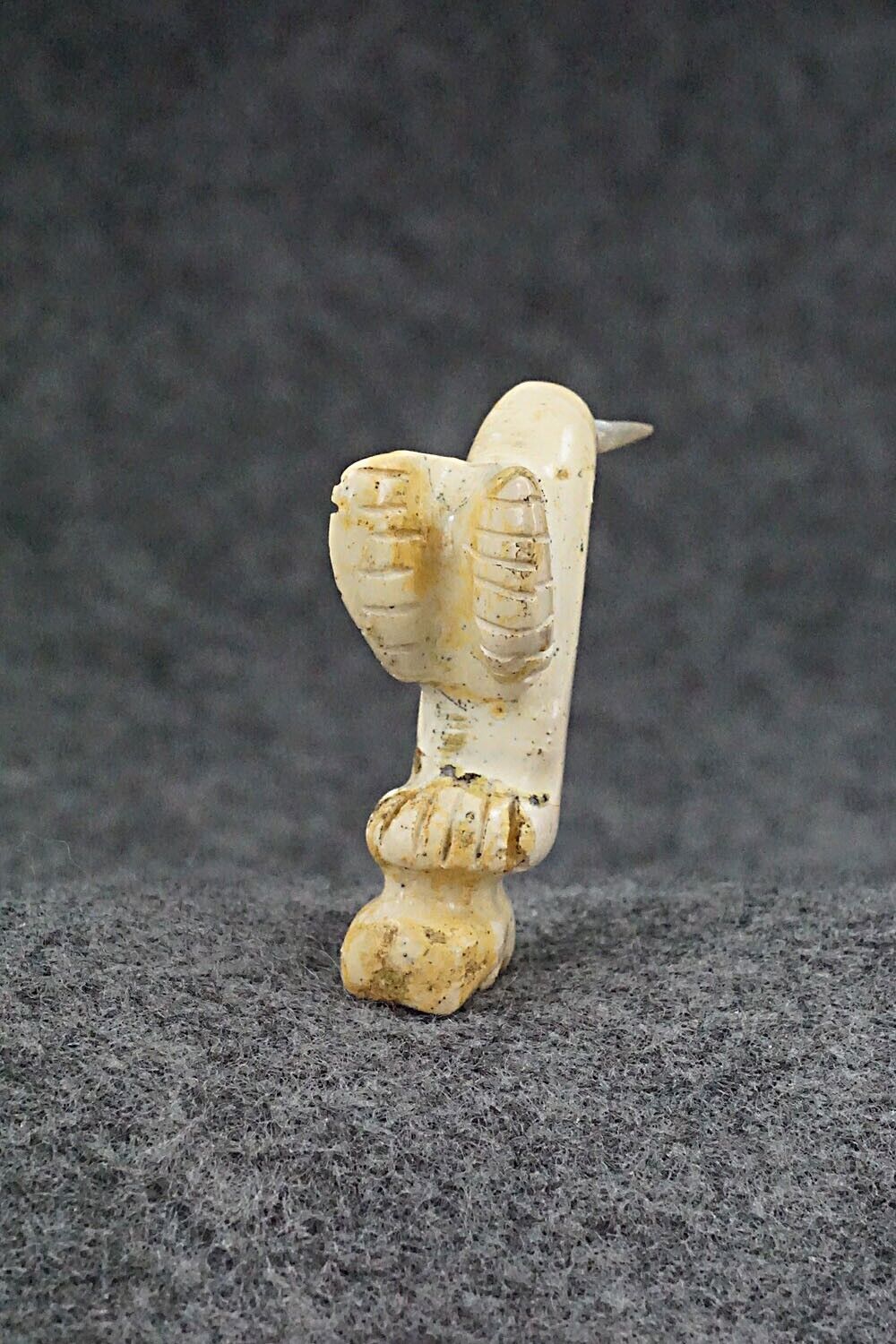 Hummingbird Zuni Fetish Carving - Justin Red Elk