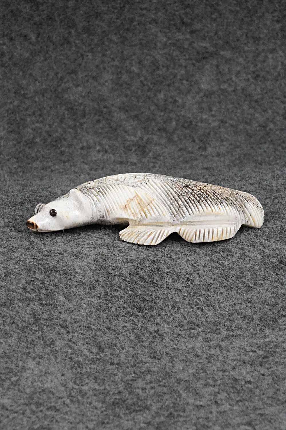 Badger Zuni Fetish Carving - Claudia Peina