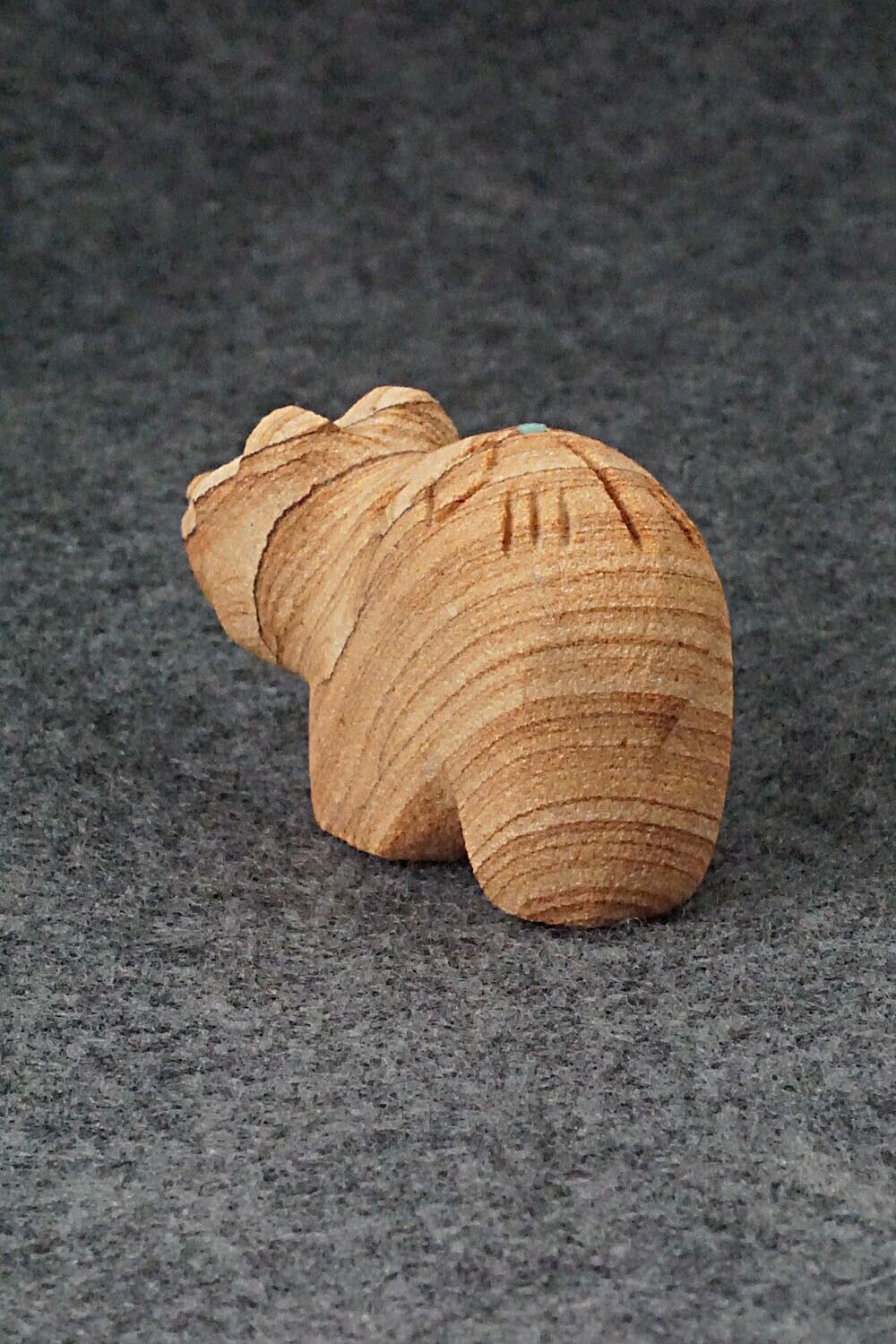 Bear Zuni Fetish Carving - Brandon Phillips