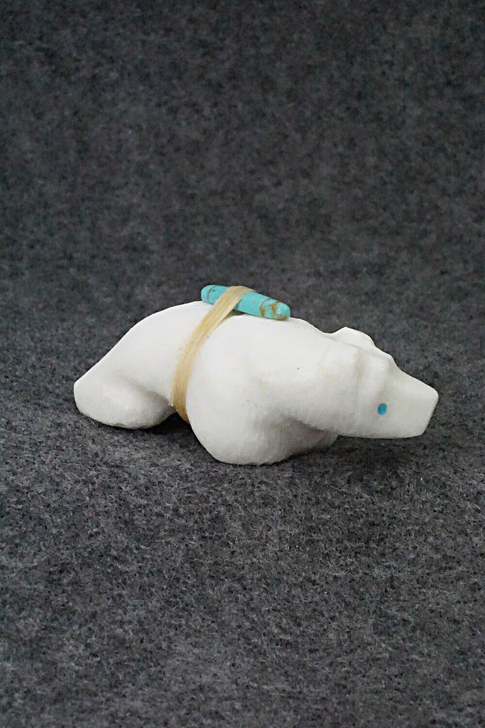 Bear Zuni Fetish Carving - Herbert Halate