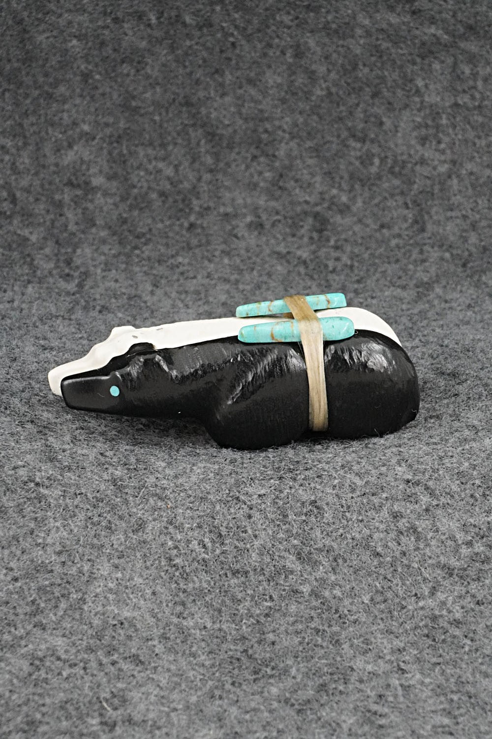 Bear Zuni Fetish Carving - Herbert Halate