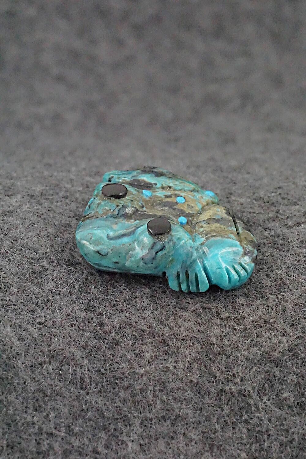 Frog Zuni Fetish Carving - Reynold Lunasee