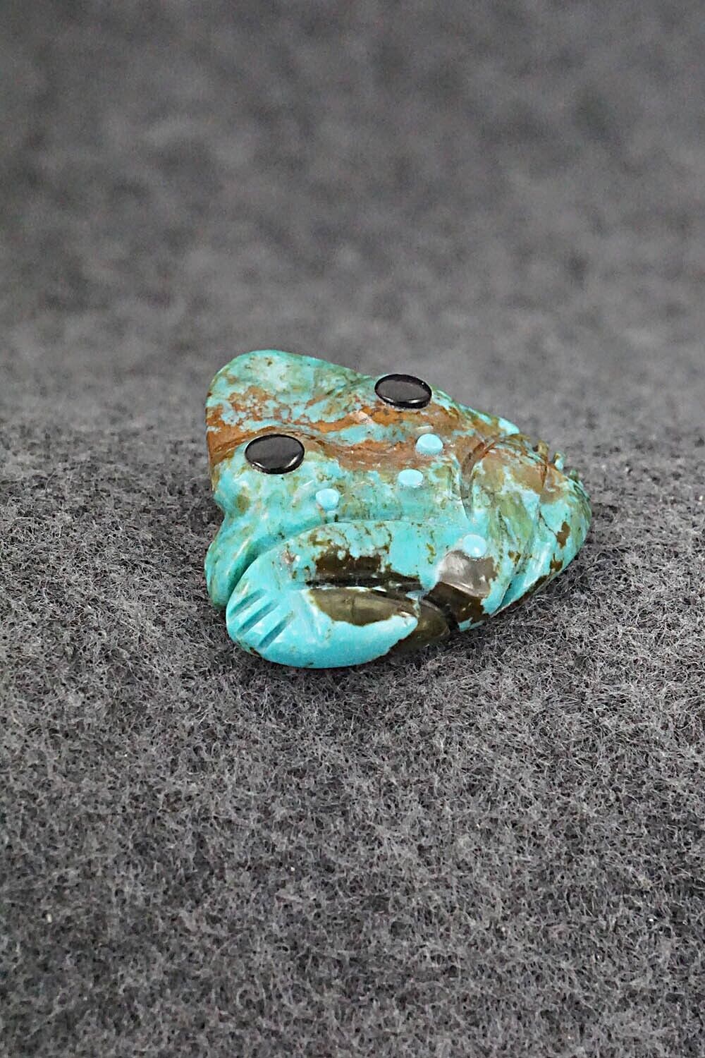 Frog Zuni Fetish Carving - Reynold Lunasee