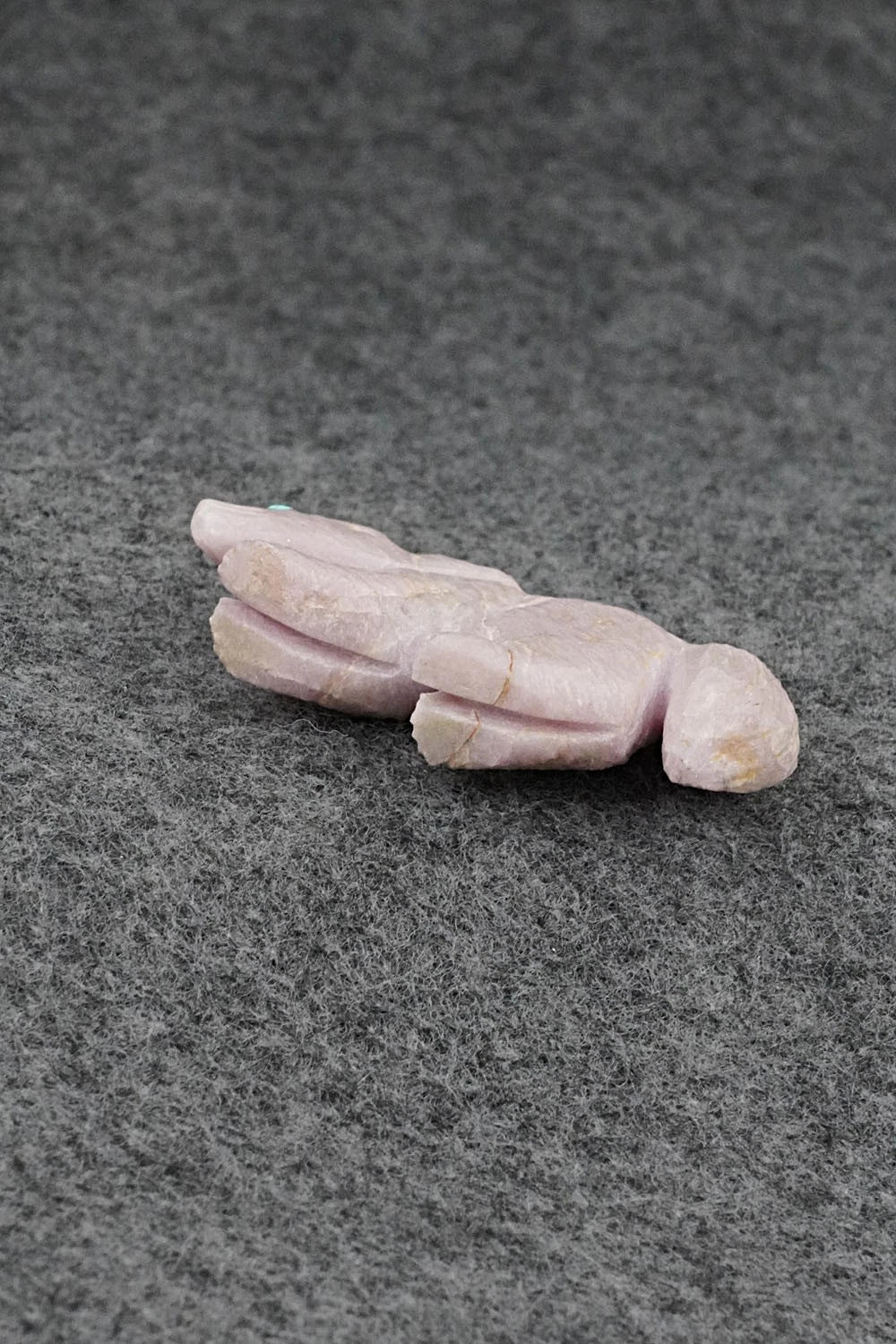 Wolf Zuni Fetish Carving - Jonas Hustito