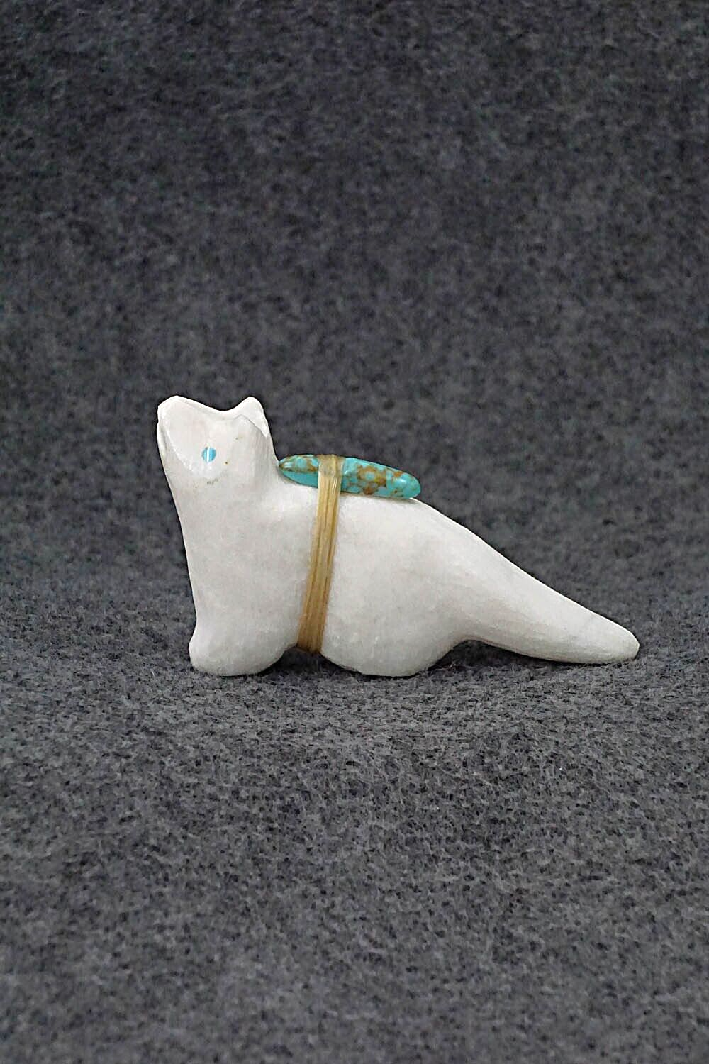 Wolf Zuni Fetish Carving - Herbert Halate