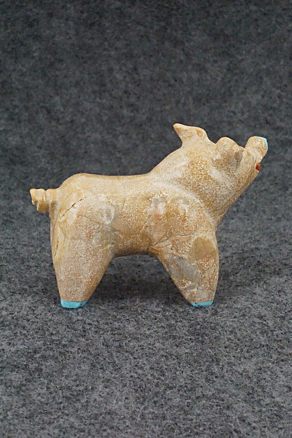Pig Zuni Fetish Carving - Freddie Leekya