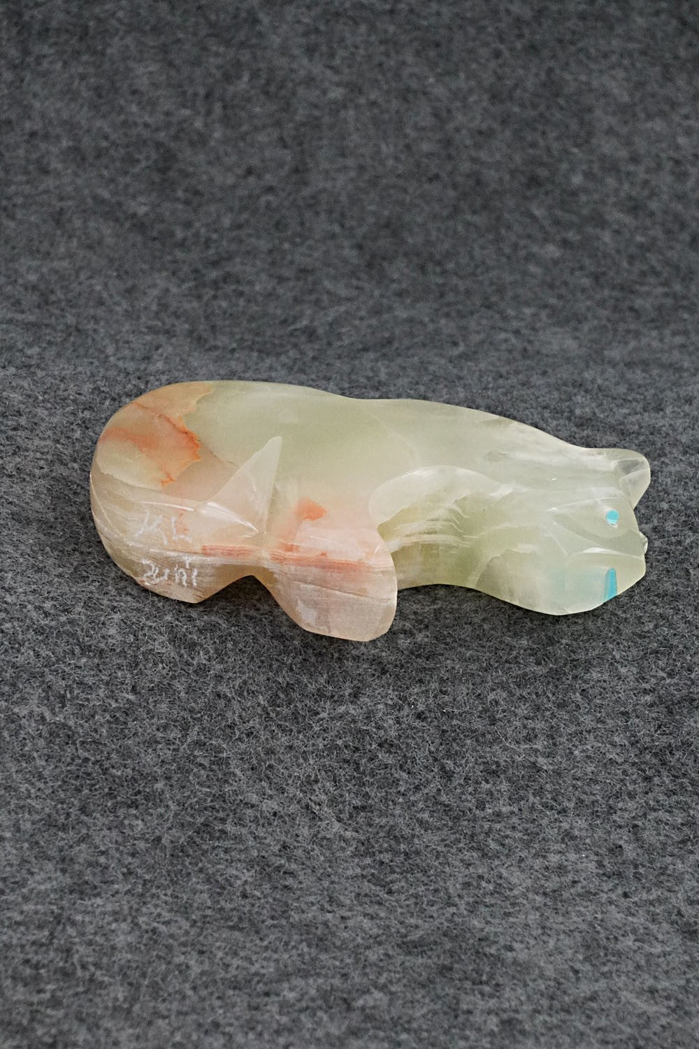 Bear Zuni Fetish Carving - Kenric Laiwakete
